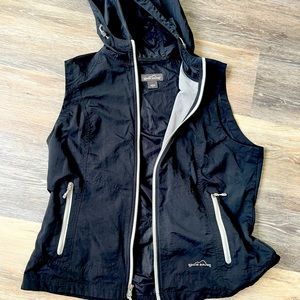 Eddie Bauer light weight vest